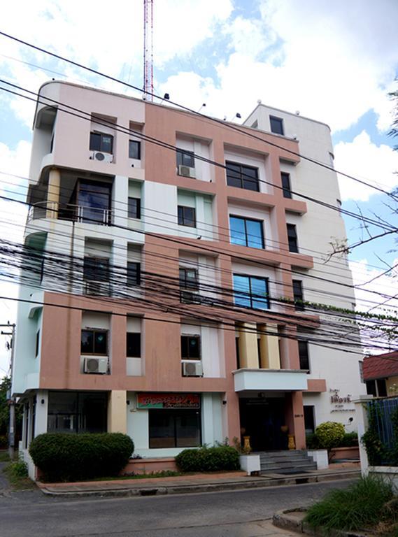 Fueang Fha Palace Buriram Exterior photo